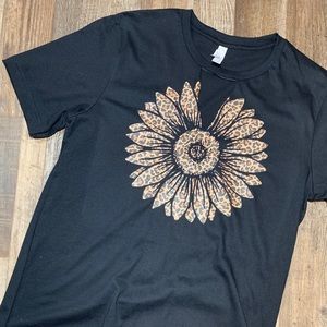 Cheetah sunflower shirt